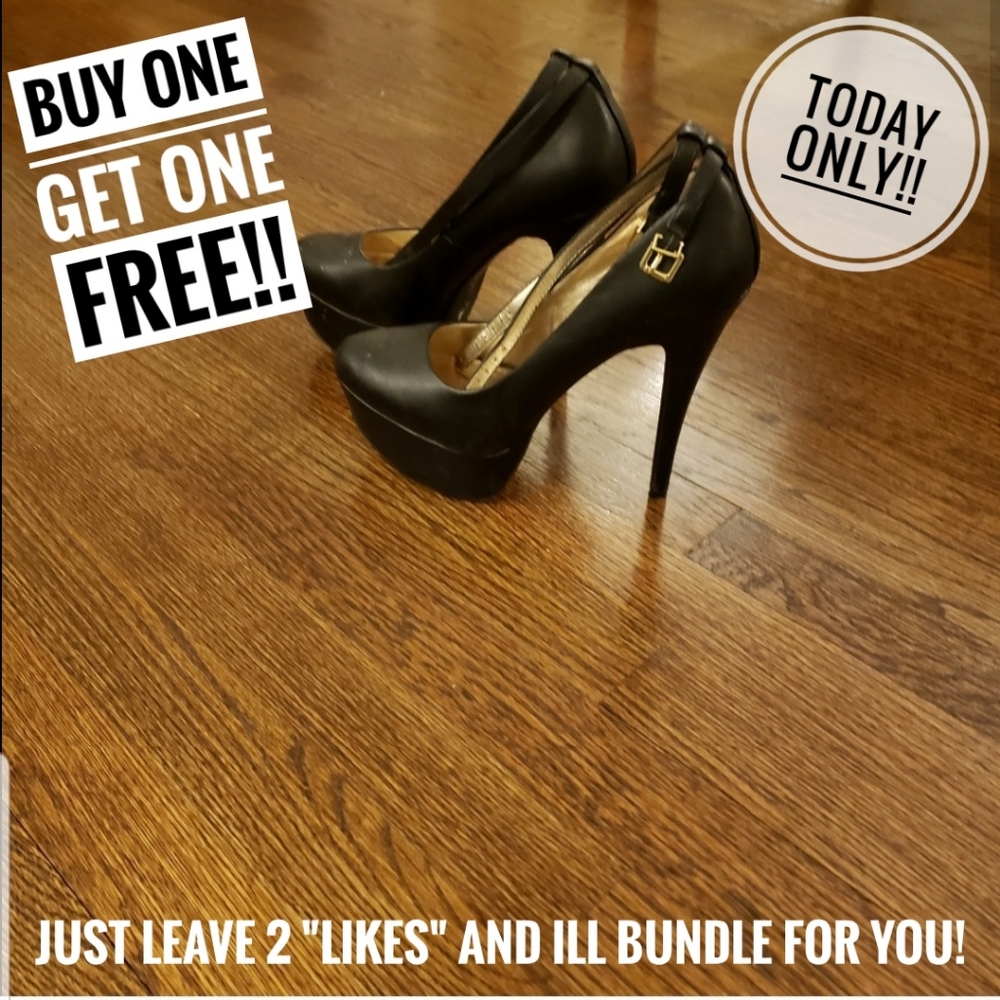🥳 Black high heels 🥳